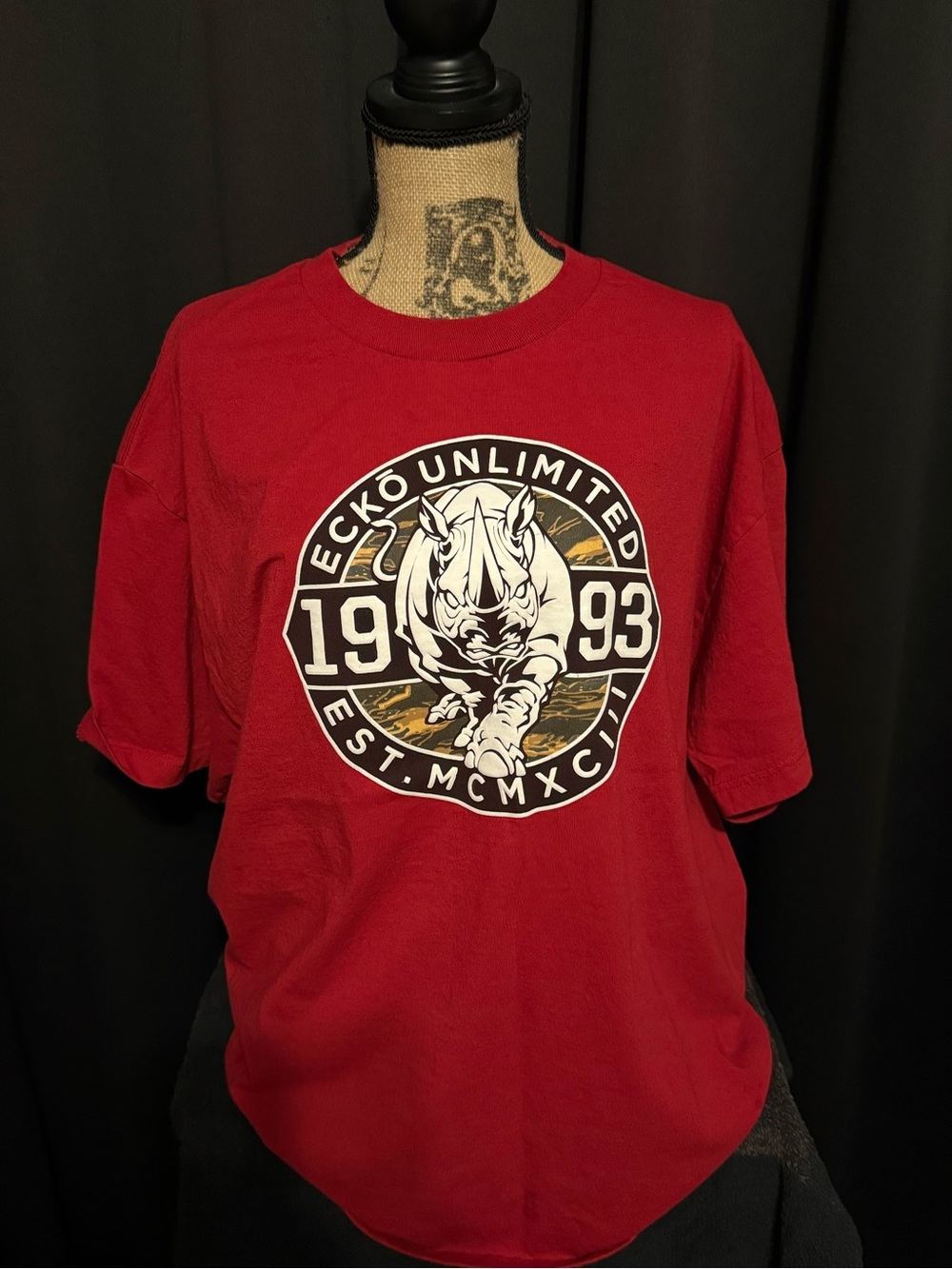 Ecko Unlimited Red Short Sleeve Graphic Tee with Rhino Emblem
